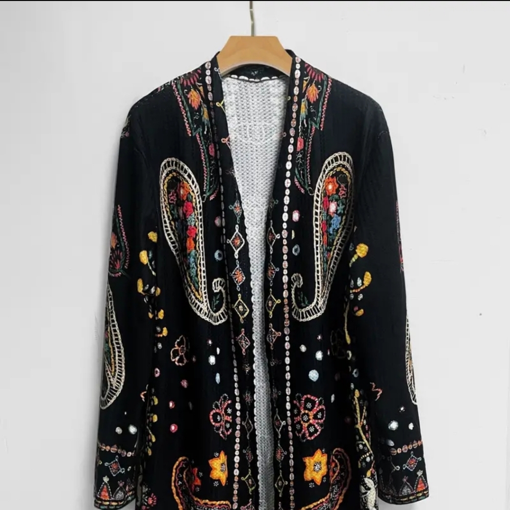 Southwest Paisley Chic Long Sleeve Open Cardigan Soft and Comfy Knit Size Medium - Picture 4 of 5